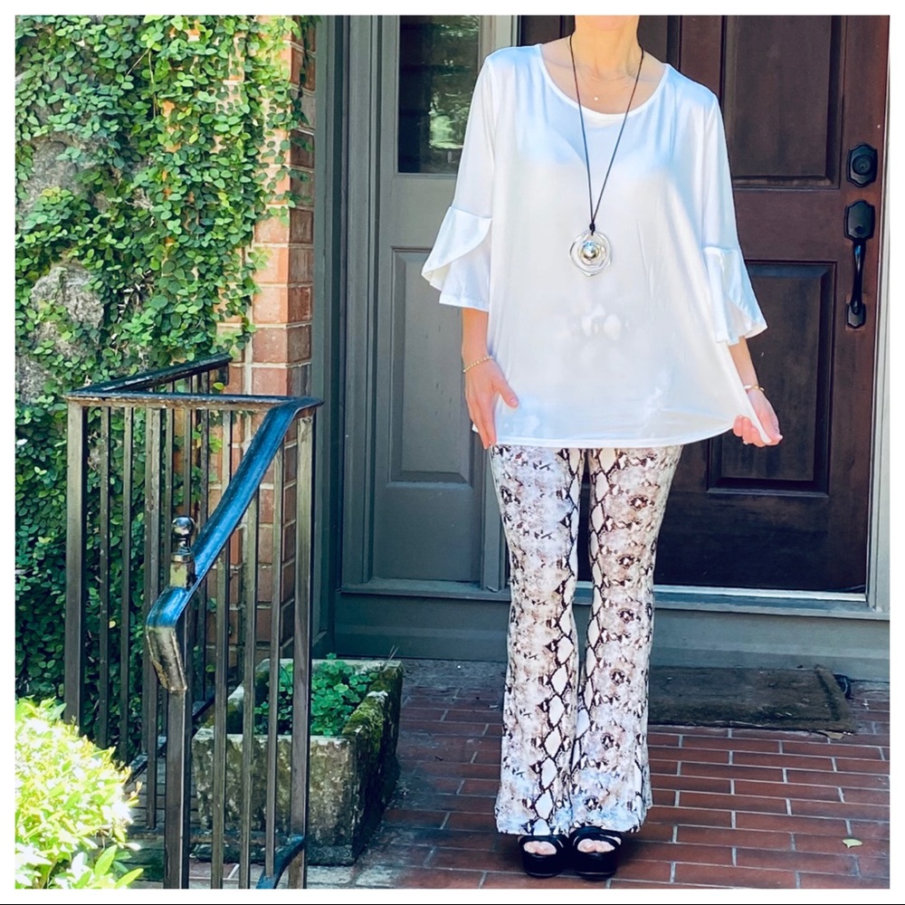 LOOSE FIT OFF WHITE BELL SLEEVES TUNIC TOP - Picture 4 of 8